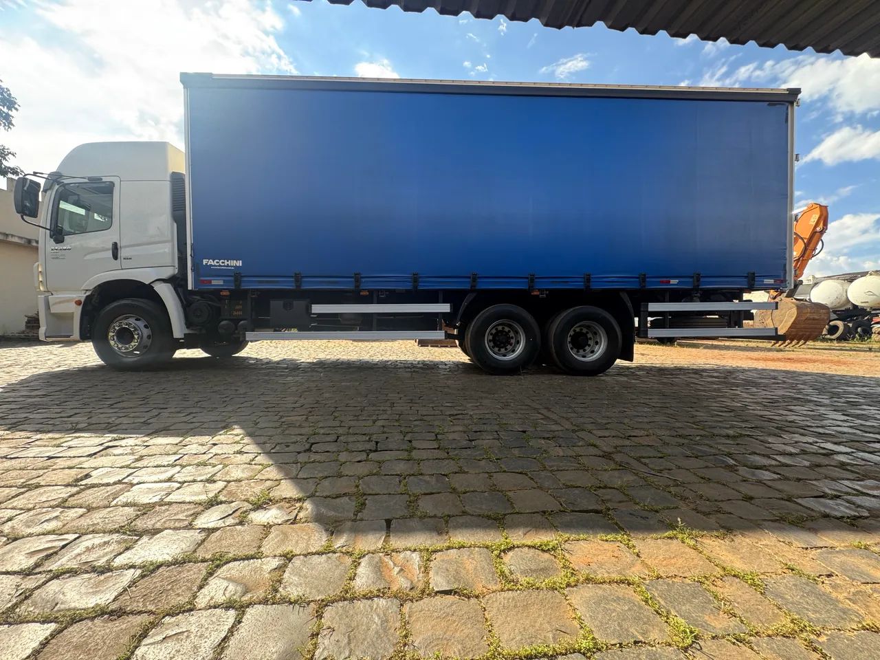 Volkswagen 24.280 - Foto 3