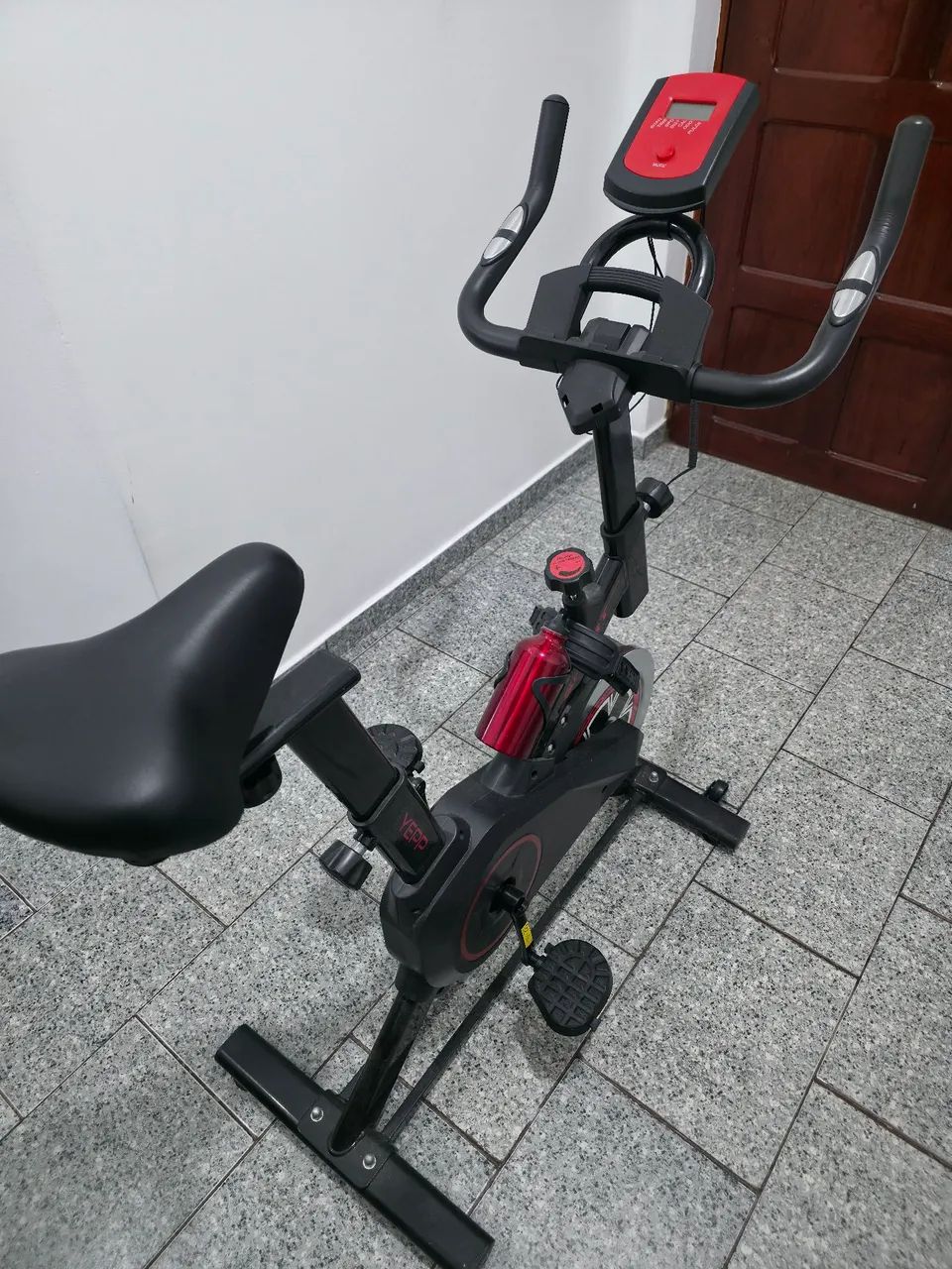 Bicicleta Ergométrica Spinning - Estado de Nova - Foto 4