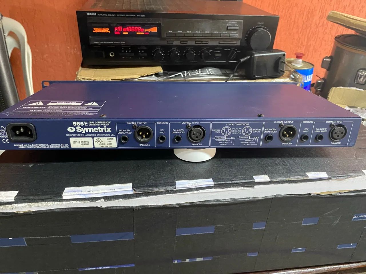 Compressor / Limiter / Gate / Expander - Symetrix 565E - Foto 2