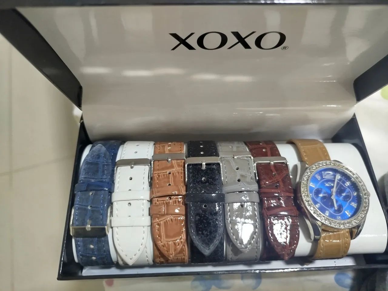 Relógio Xoxo, com várias pulseiras, ótima dica para presentear.  - Foto 3
