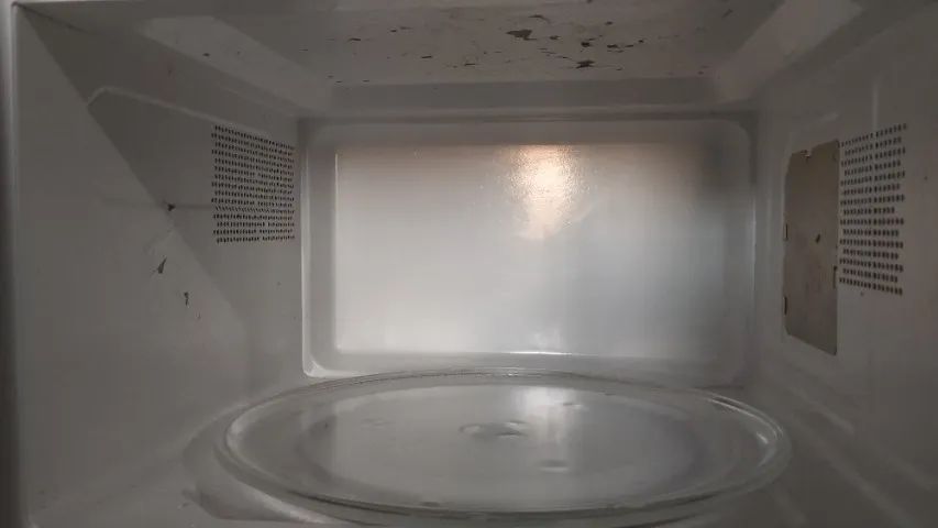 Microondas usado - Foto 2