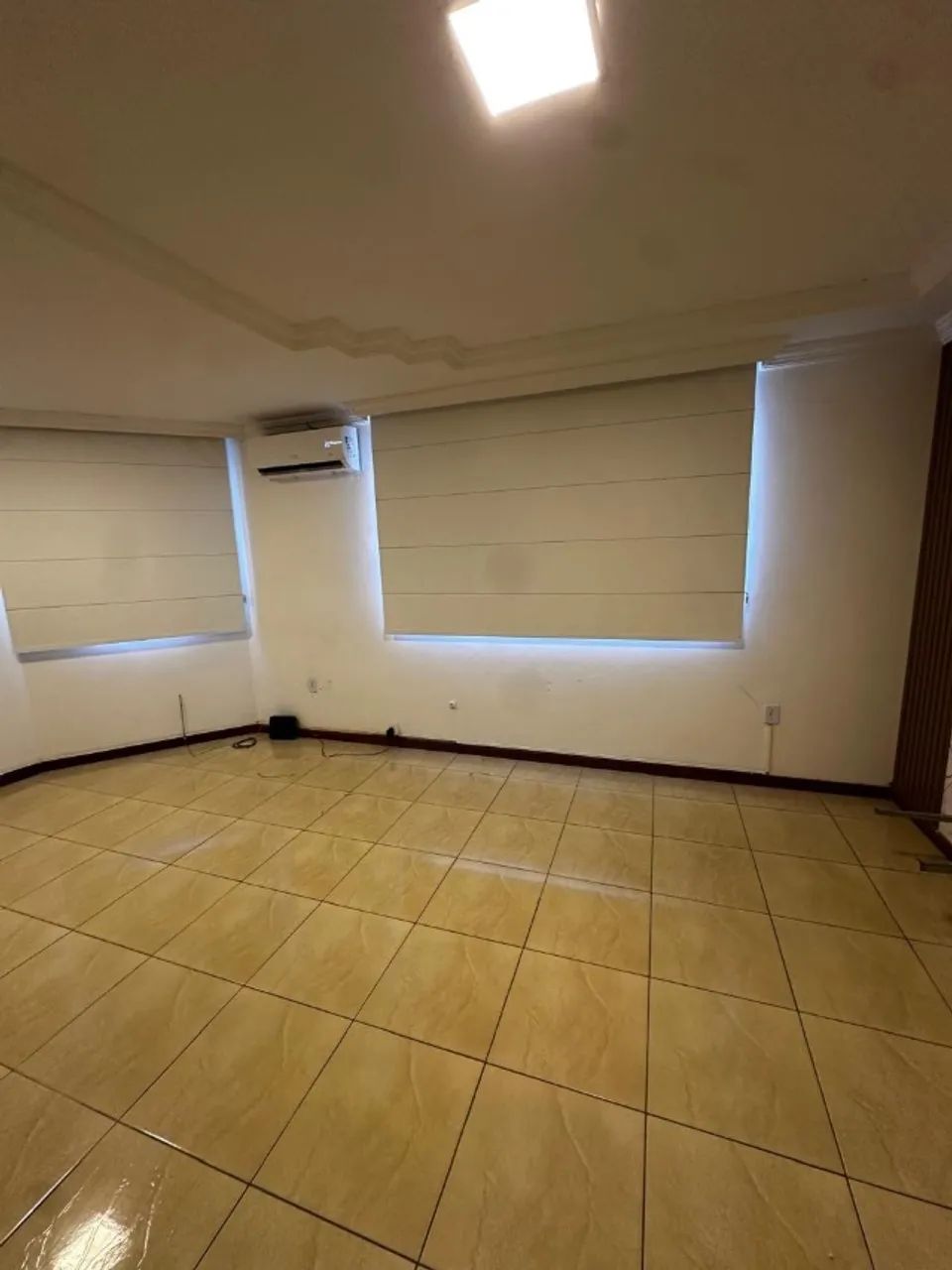 SALA COMERCIAL  750,00 - Foto 5
