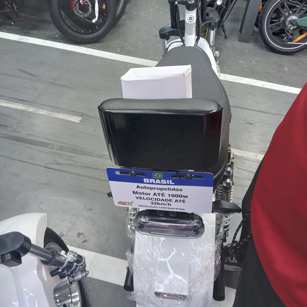 Scooter elétrica X13 na caixa - Foto 4