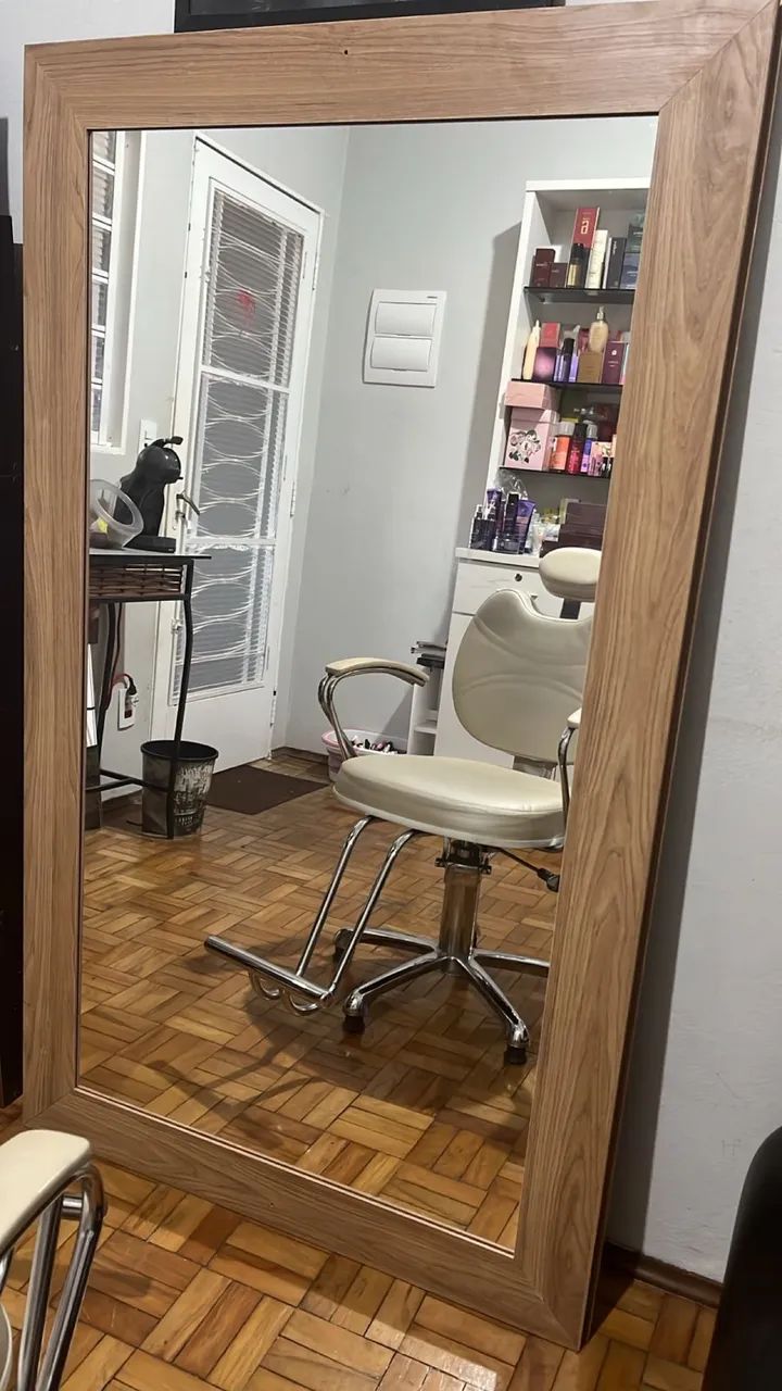 Espelho grande em ótimo estado 