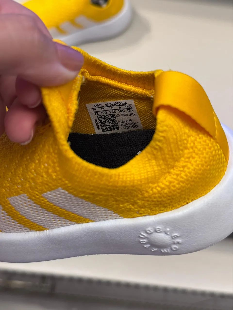 TÊNIS ADIDAS BUBBLECOMFY KIDS - Foto 2