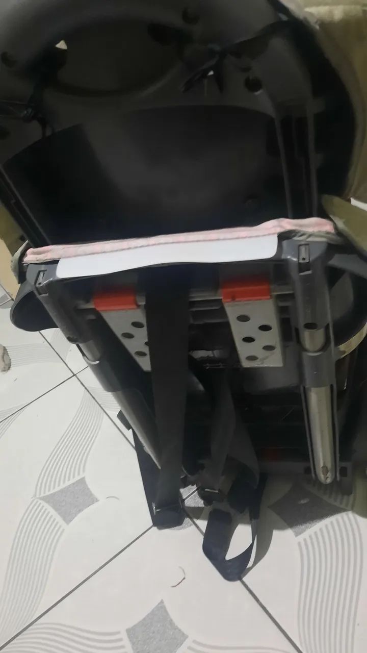 Cadeira de carro  - Foto 4