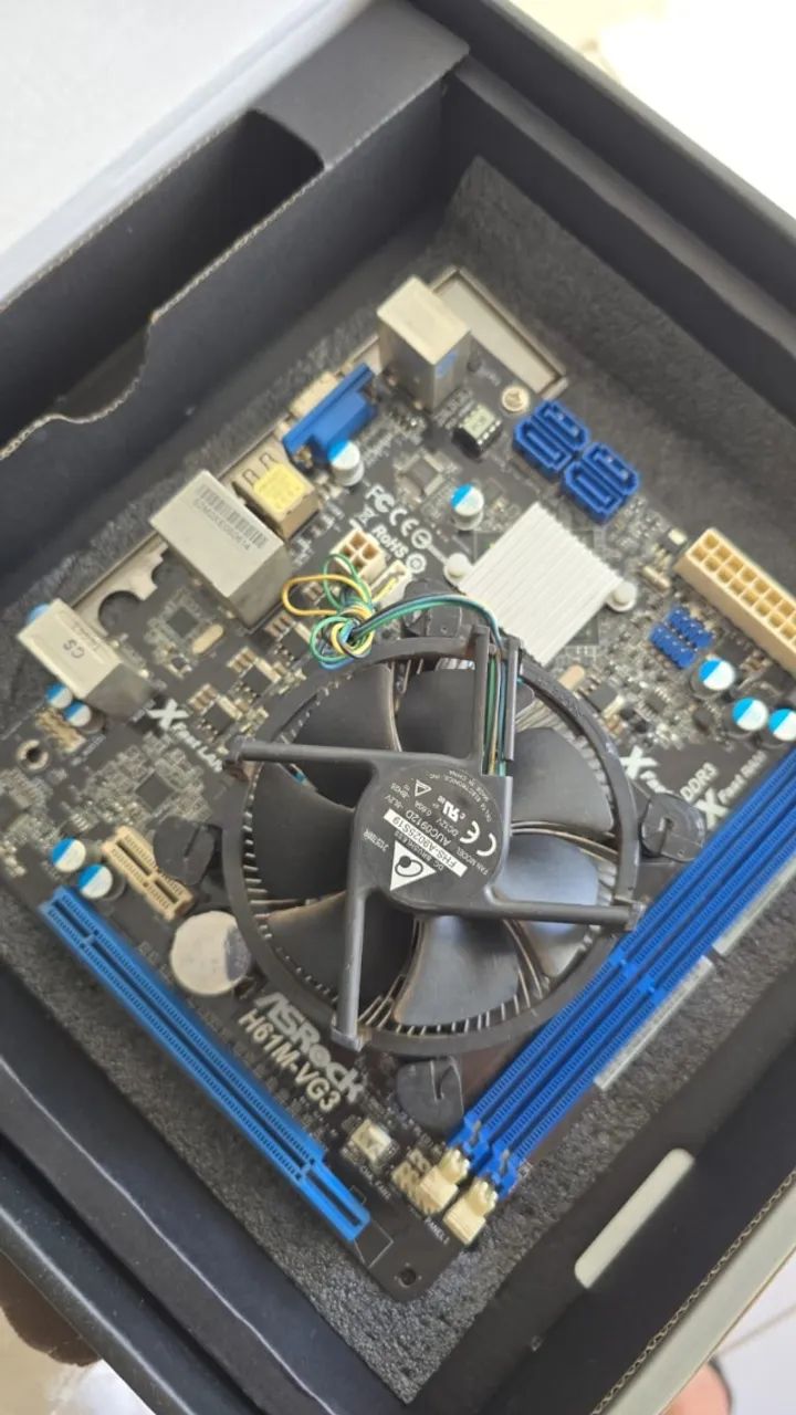 Placa mãe ASROCK H61M-VG3