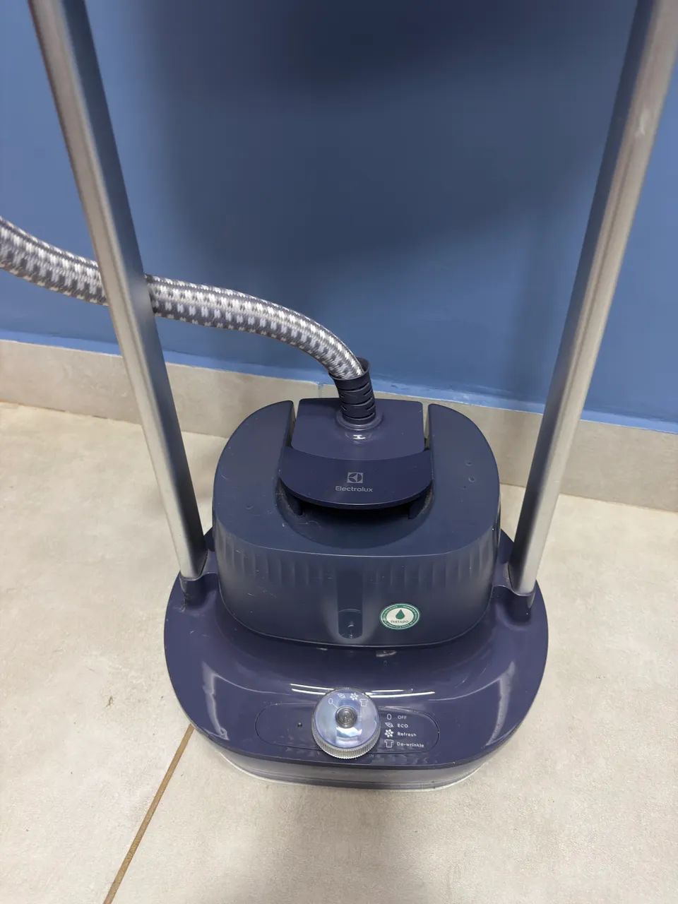 Vaporizador de Roupas - Eficiente e Prático  - Foto 2