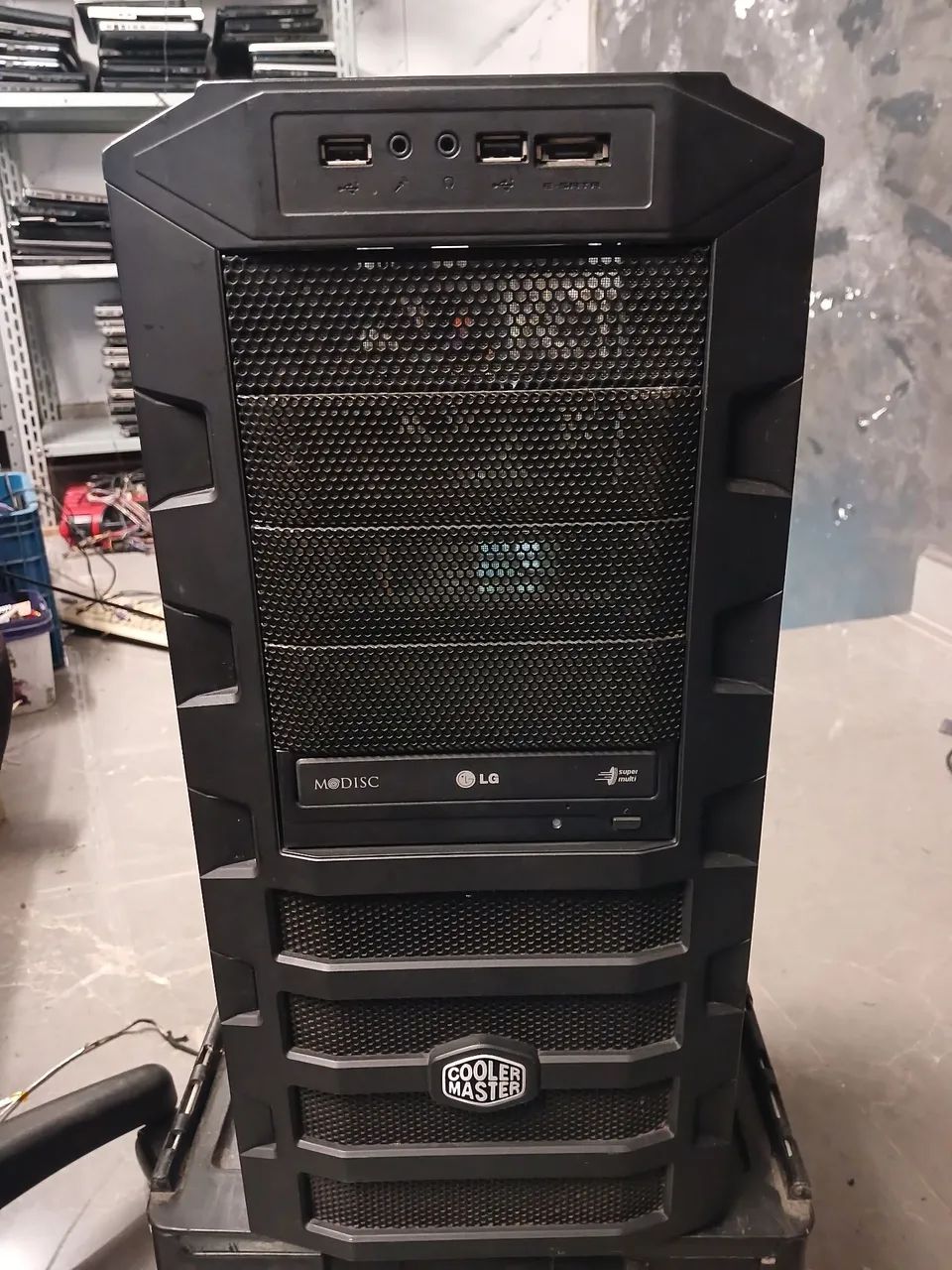 Gabinete para Pc Cooler Master HAF 922