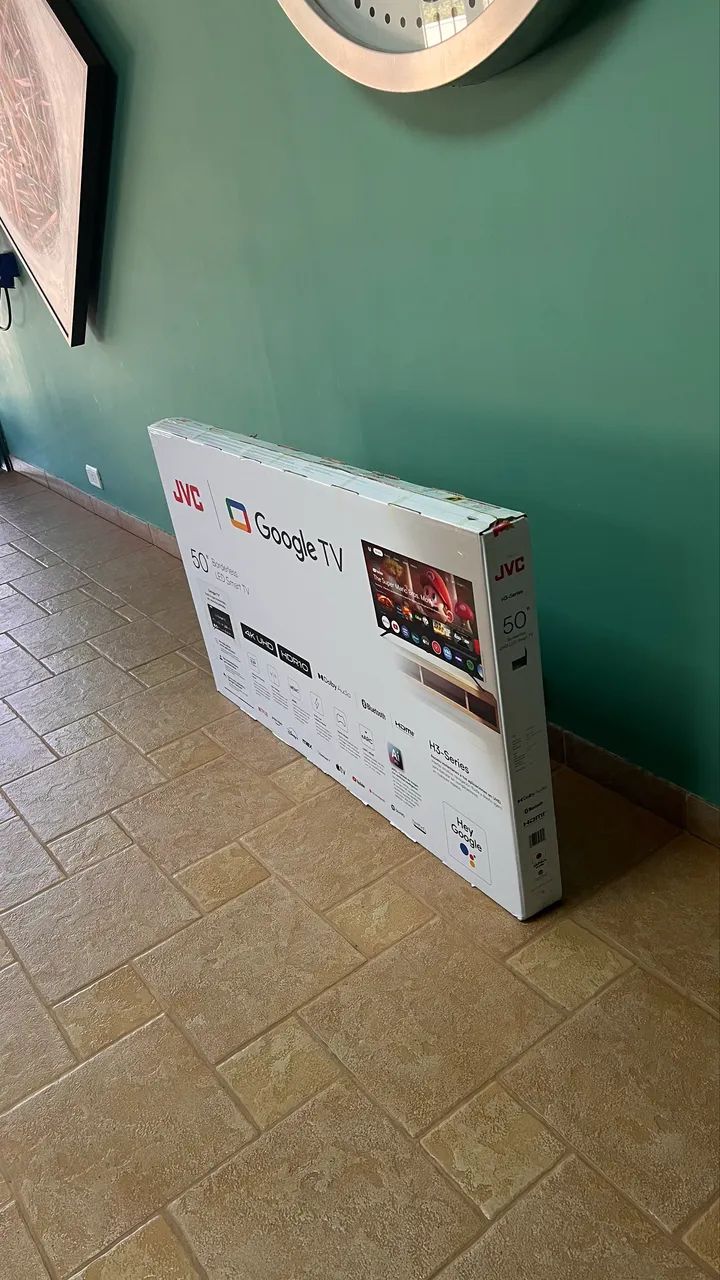 TV 50? Borderless  LED Smart TV JVC  - Foto 4