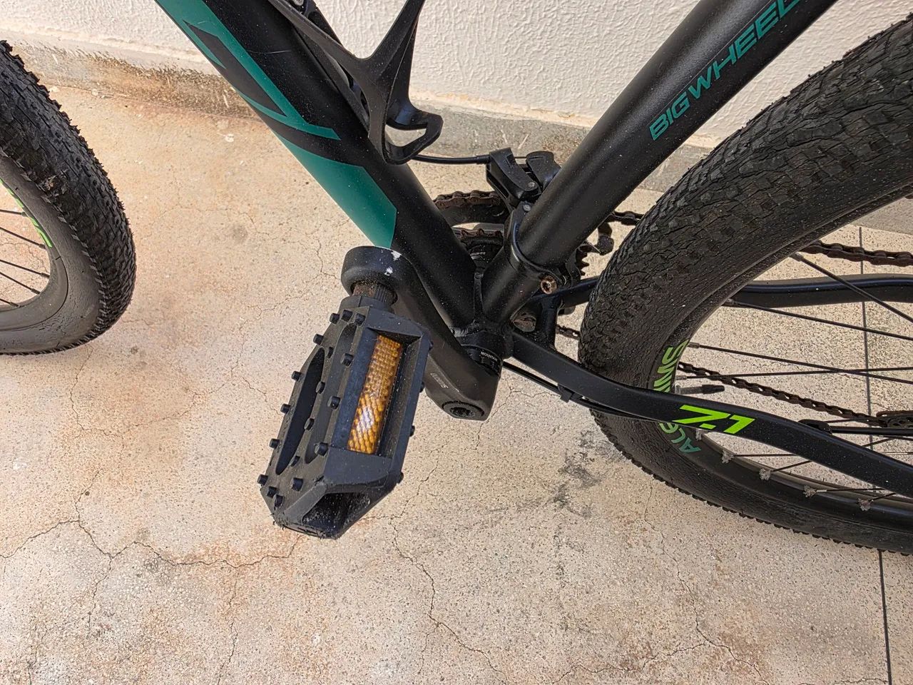 Bicicleta Oggi aro 29. 1 ano de uso. Conservada. Revisada. - Foto 5