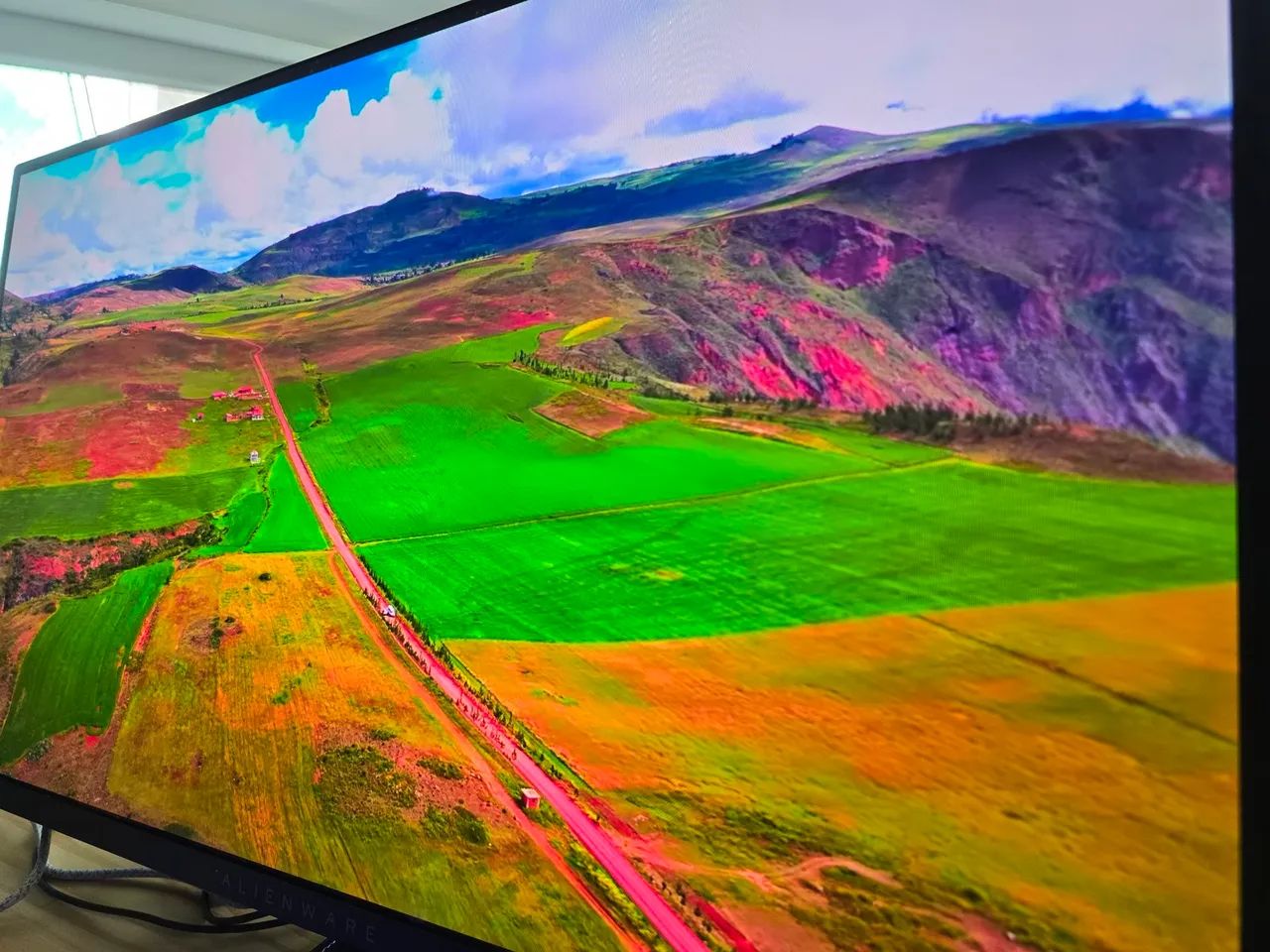 MONITOR OLED 27" 360HZ QHD ALIENWARE - Foto 2