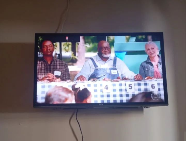 tv smart 32 polegadas 