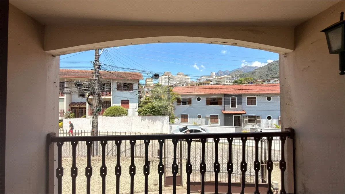 APARTAMENTO 1 QUARTO COM GARAGEM E VARANDA - Foto 2