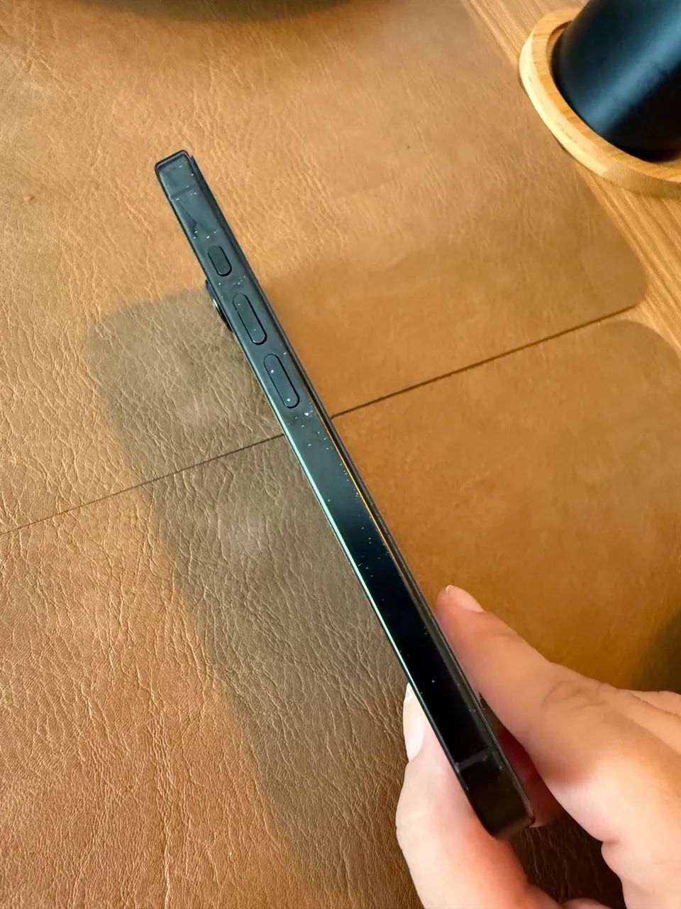 iPhone 16 pro - Foto 2