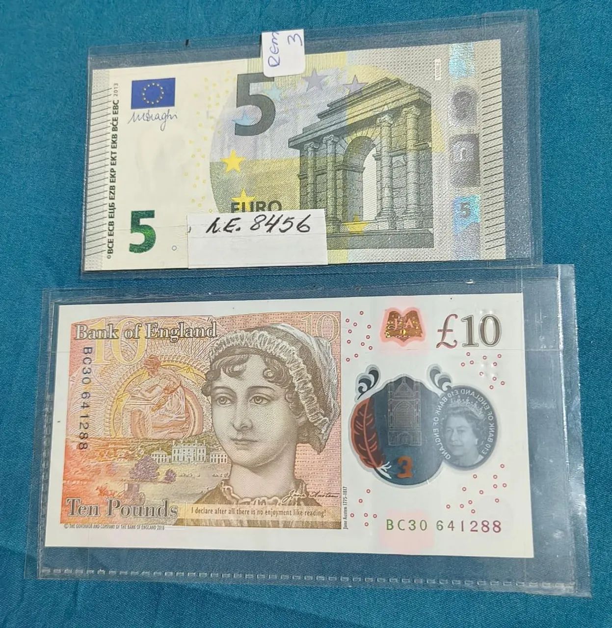 Cédula Inglaterra 10 Pounds Rainha Elizabeth II + 5 euros  - Foto 2