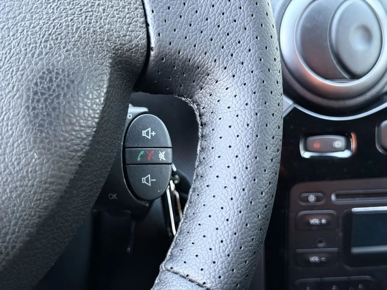 Renault Sandero 2013 - Foto 4