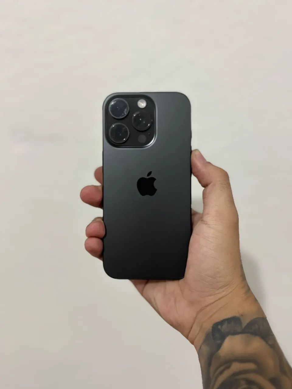 iPhone 16 pro 128GB - Foto 4