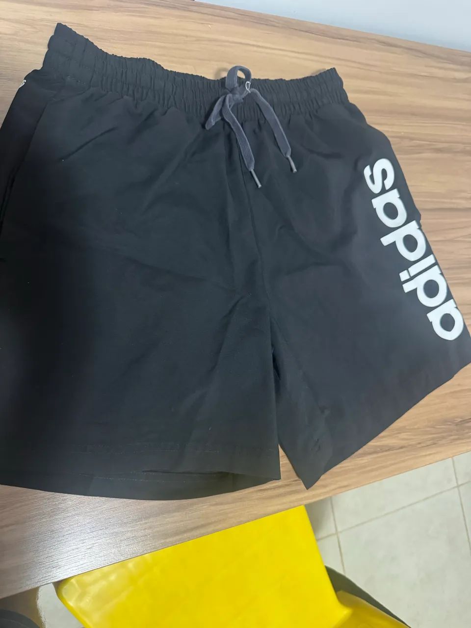 Short Adidas preto M