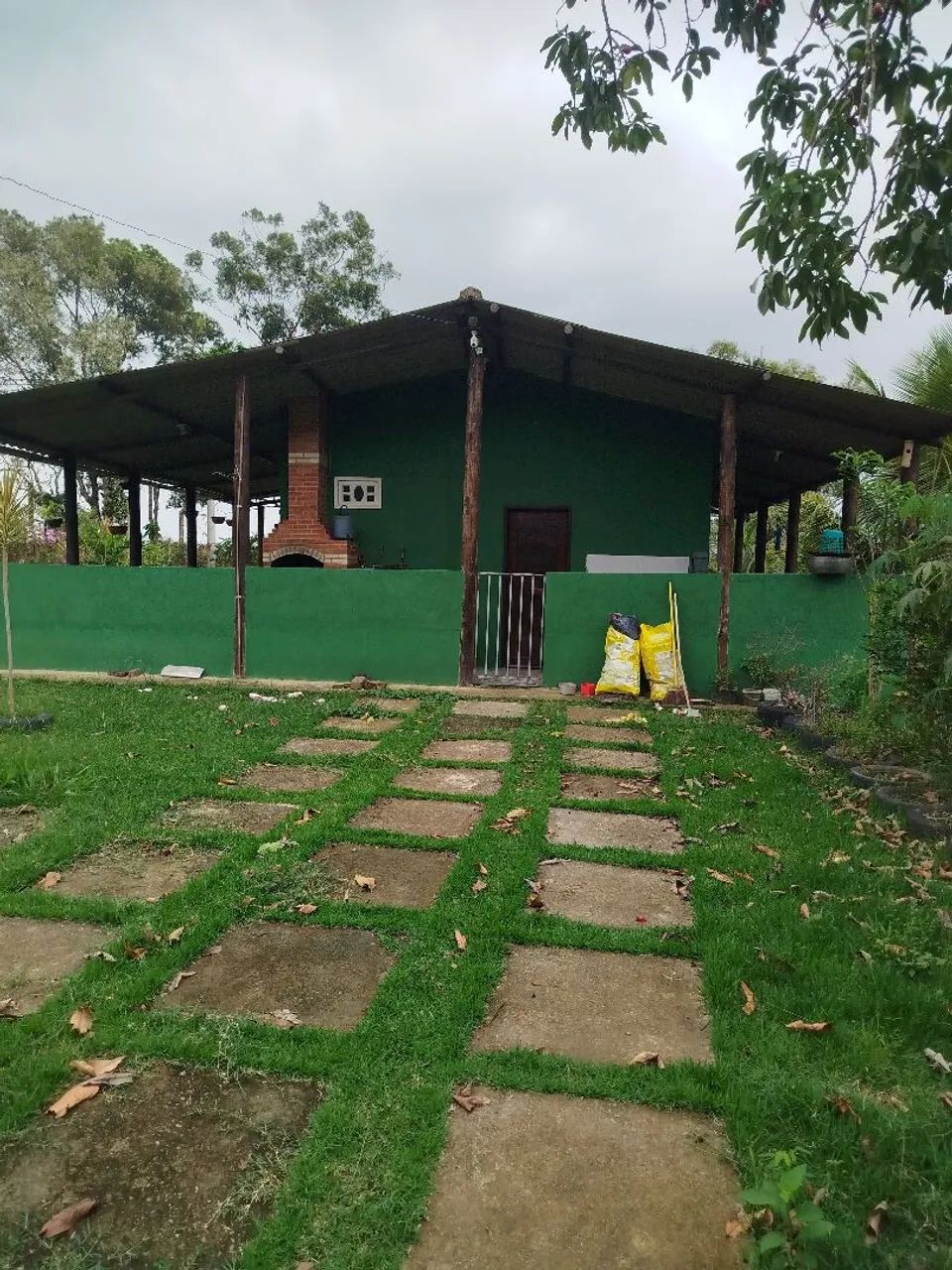 Vende-se chácara putiri