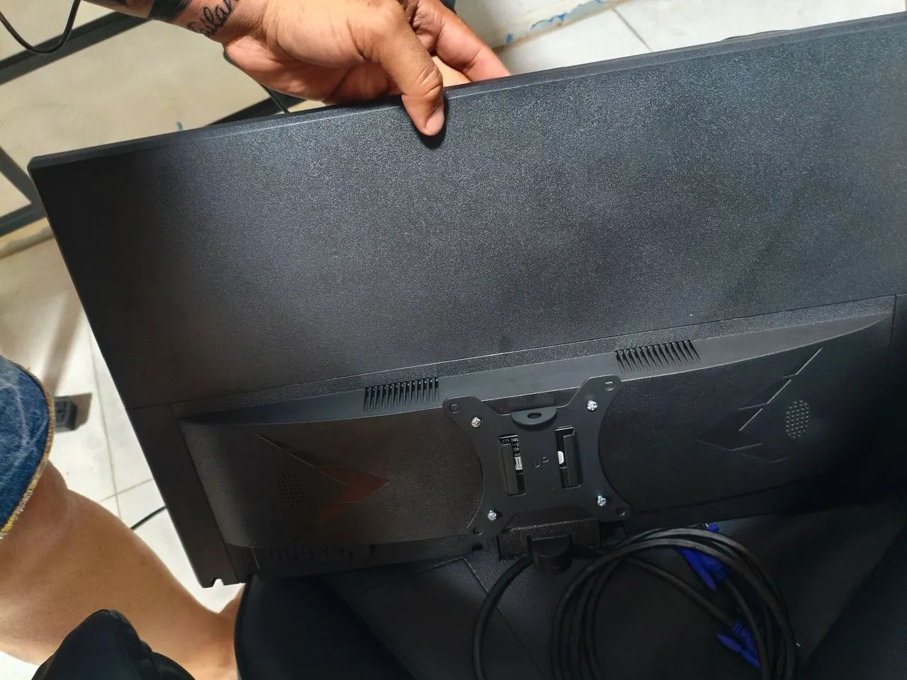 Monitor mancer  - Foto 3