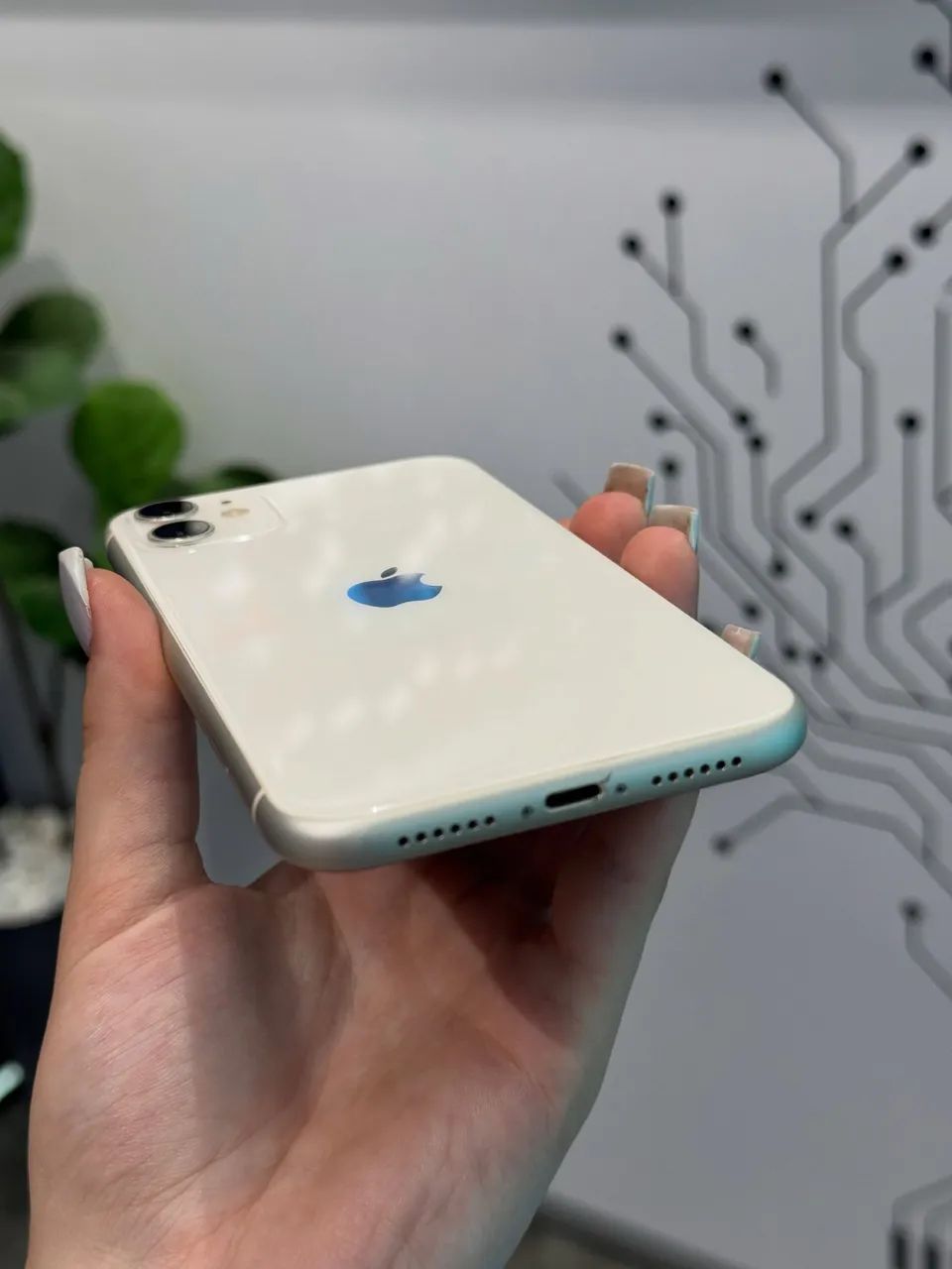 iPhone 11 64GB Branco - Excelente estado - Foto 2