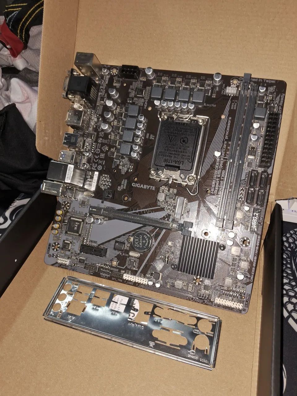 Placa mae h610 lga 1700 - Foto 4