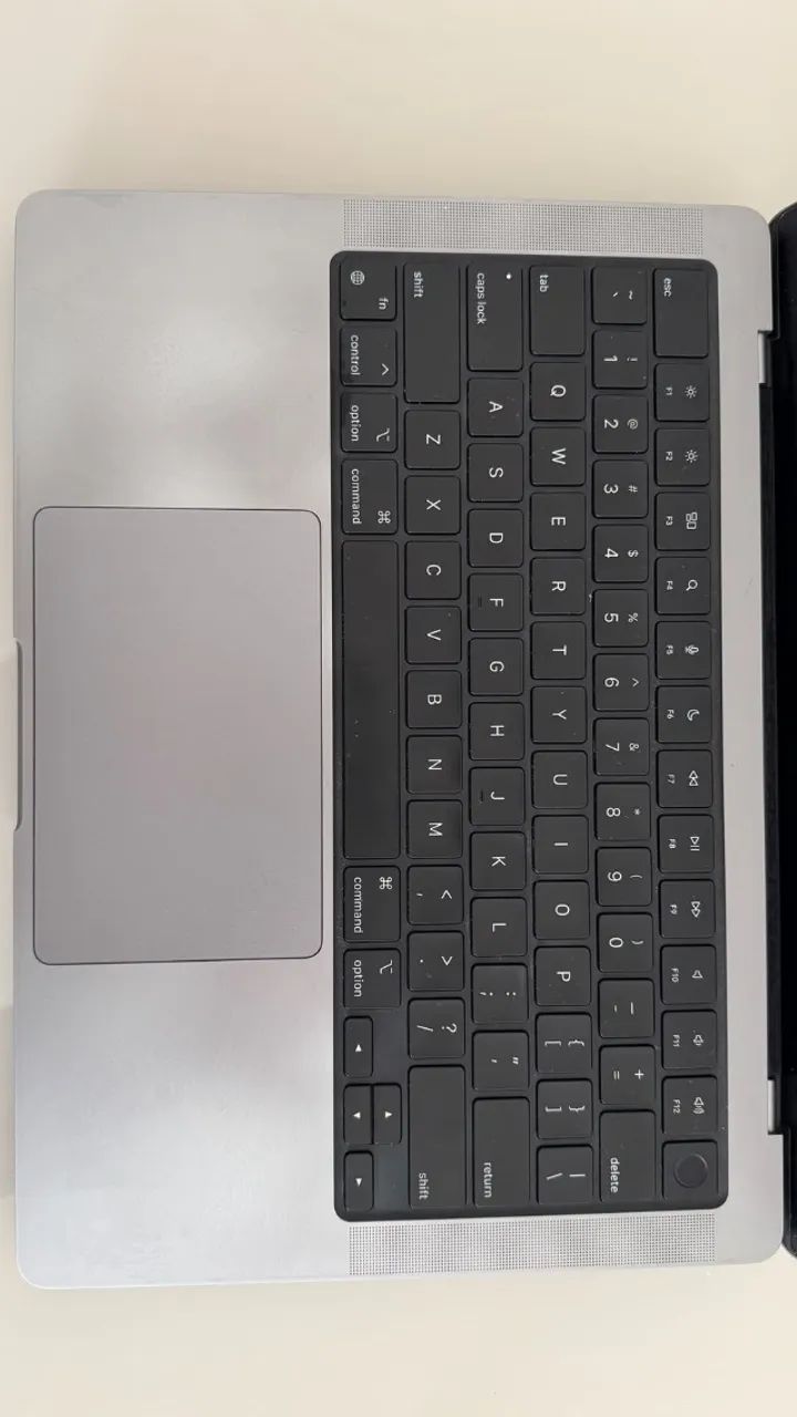 MacBook Pro 2021 - Foto 2