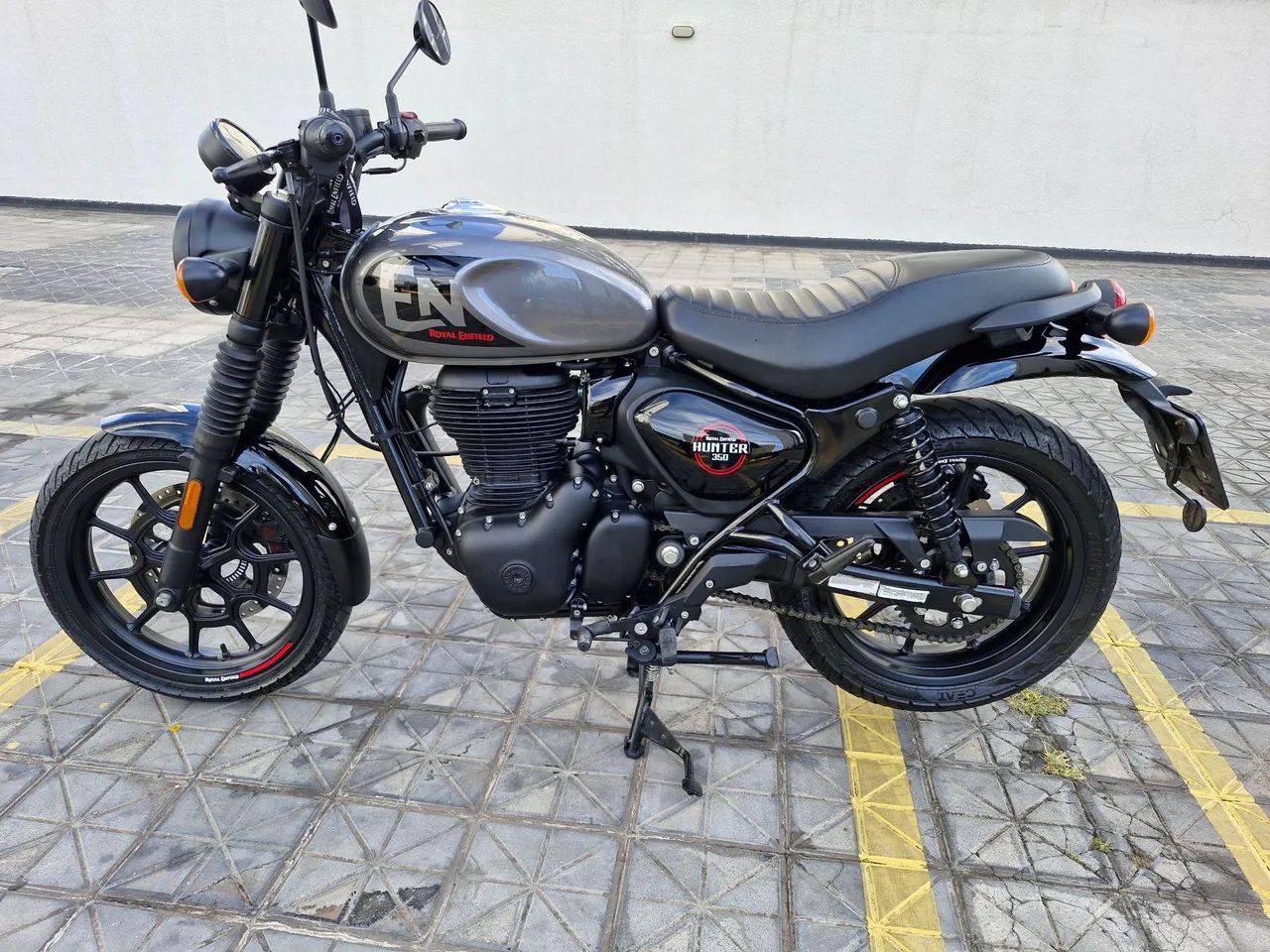 Hunter 350 