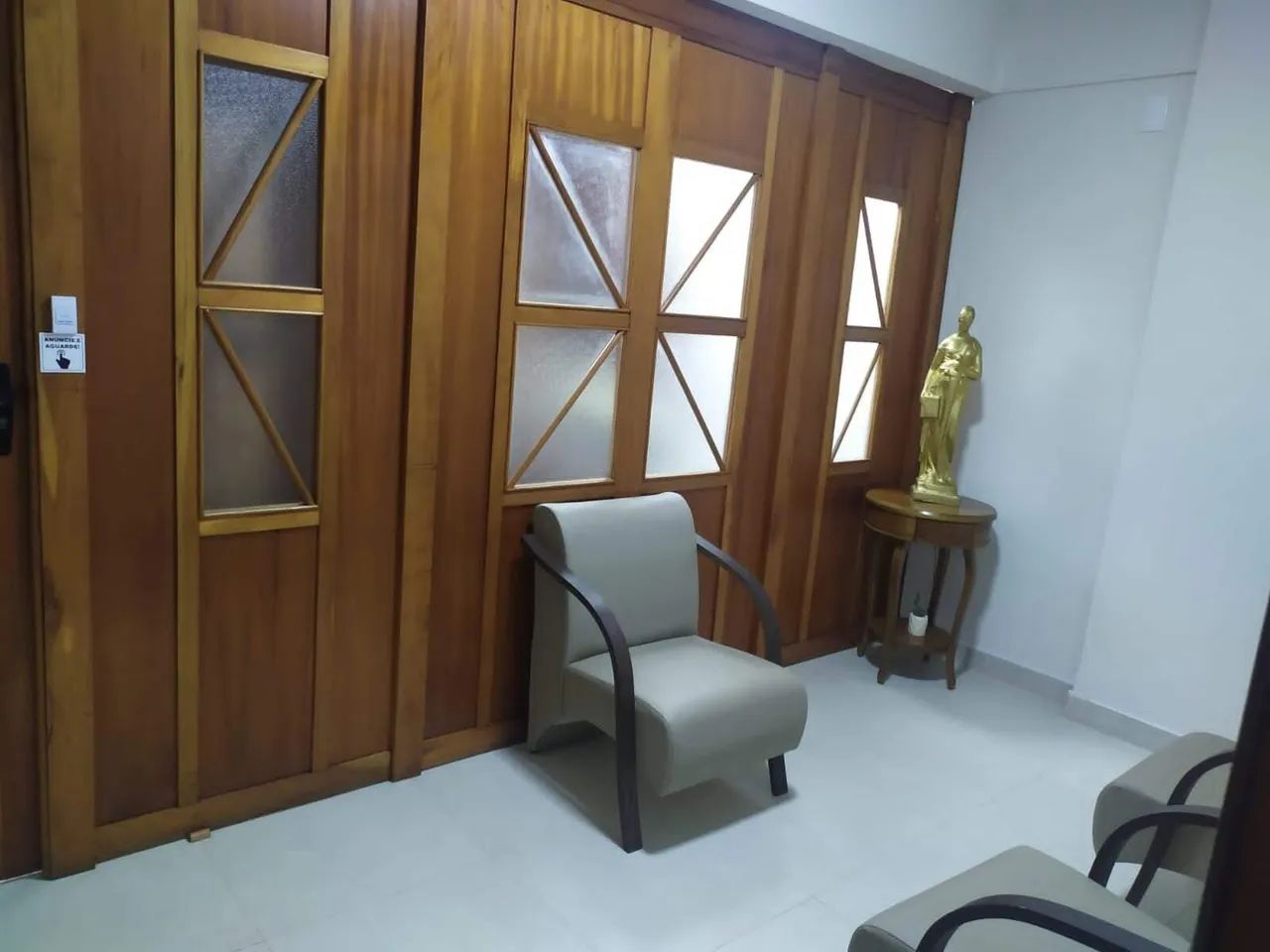 Sala Comercial à Venda no Centro de Divinópolis, MG  60 m² - Foto 2