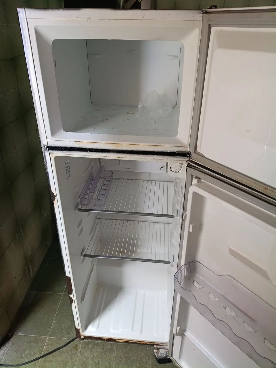 Geladeira Eletrolux  - Foto 4