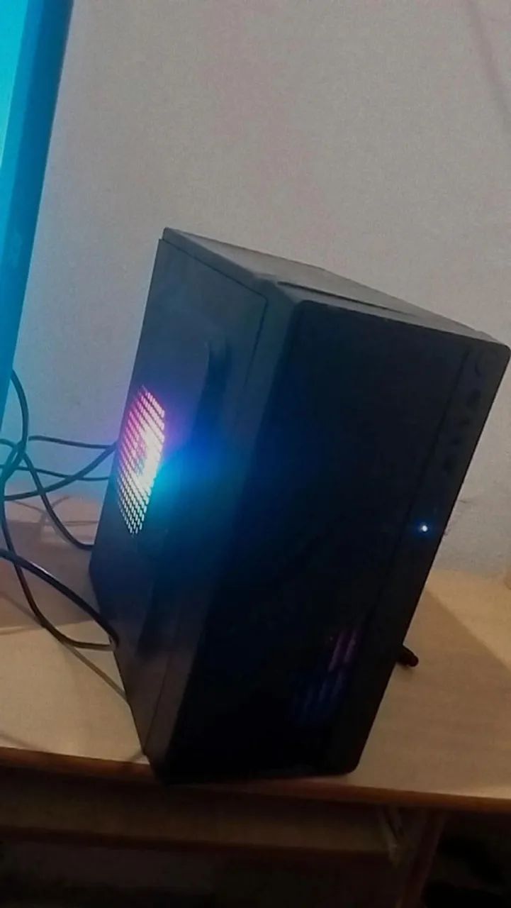Gabinete CPU - Foto 2