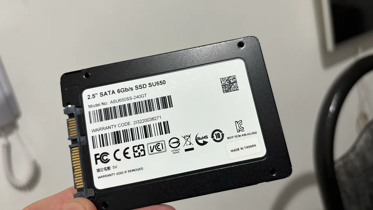 Notebook acer 1.8 ghz com Ssd 240 gb com 10 gb ( excelente estado
