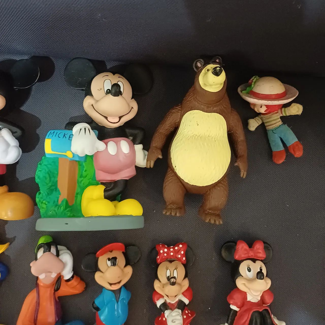 Lote de bonecos da Disney.  - Foto 4