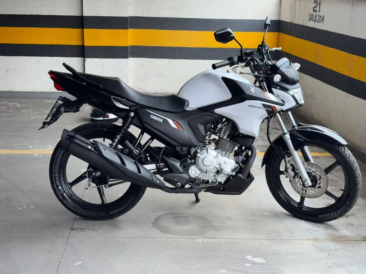 Yamaha Factor 150 - Foto 4