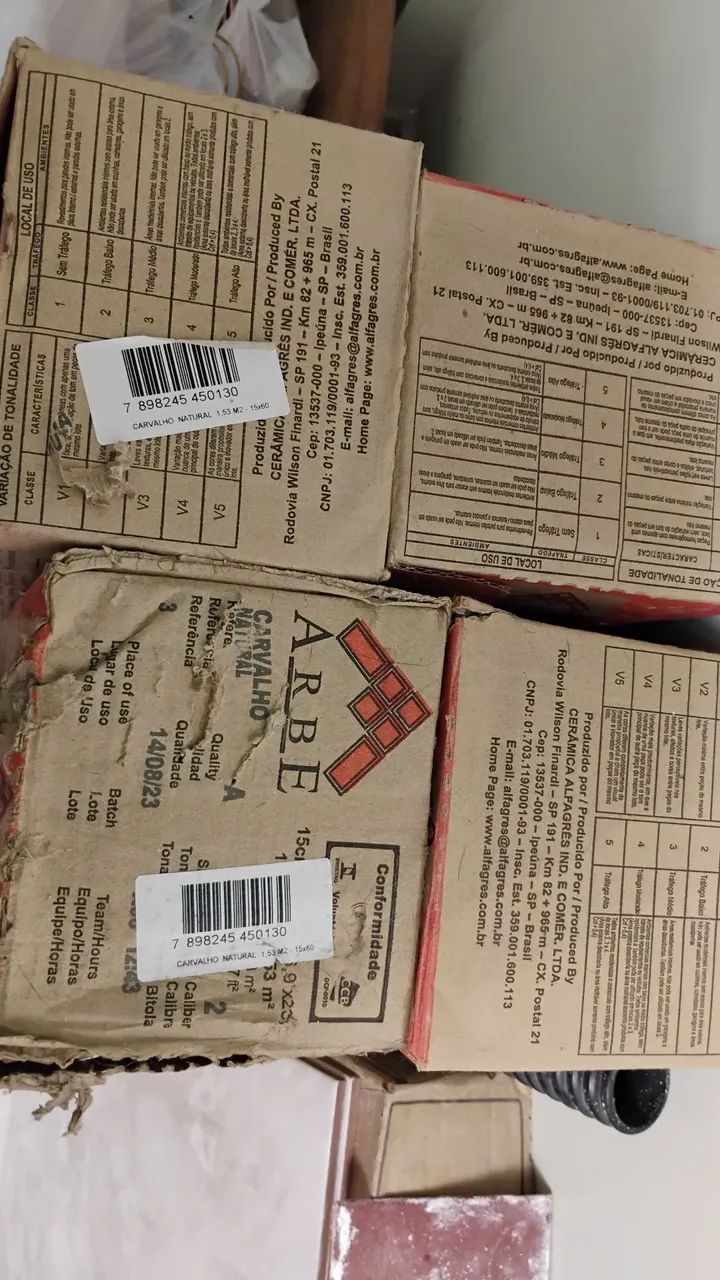 Piso/Revestimento Alfagres carvalho natural 15x60  4 caixas total 6m2