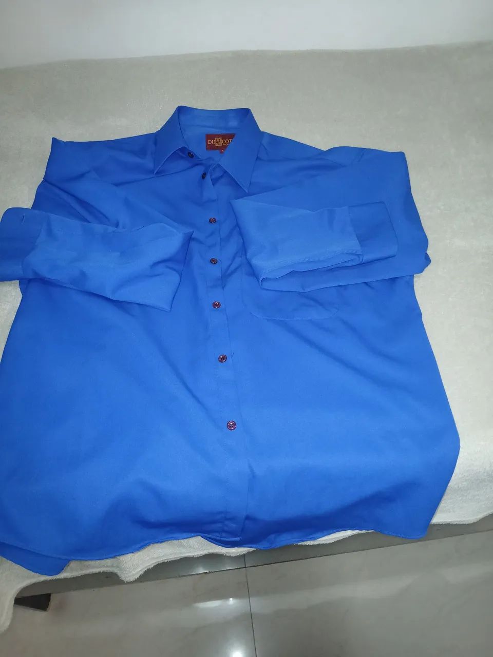 Lindissima camisa cor azul royal - Foto 5