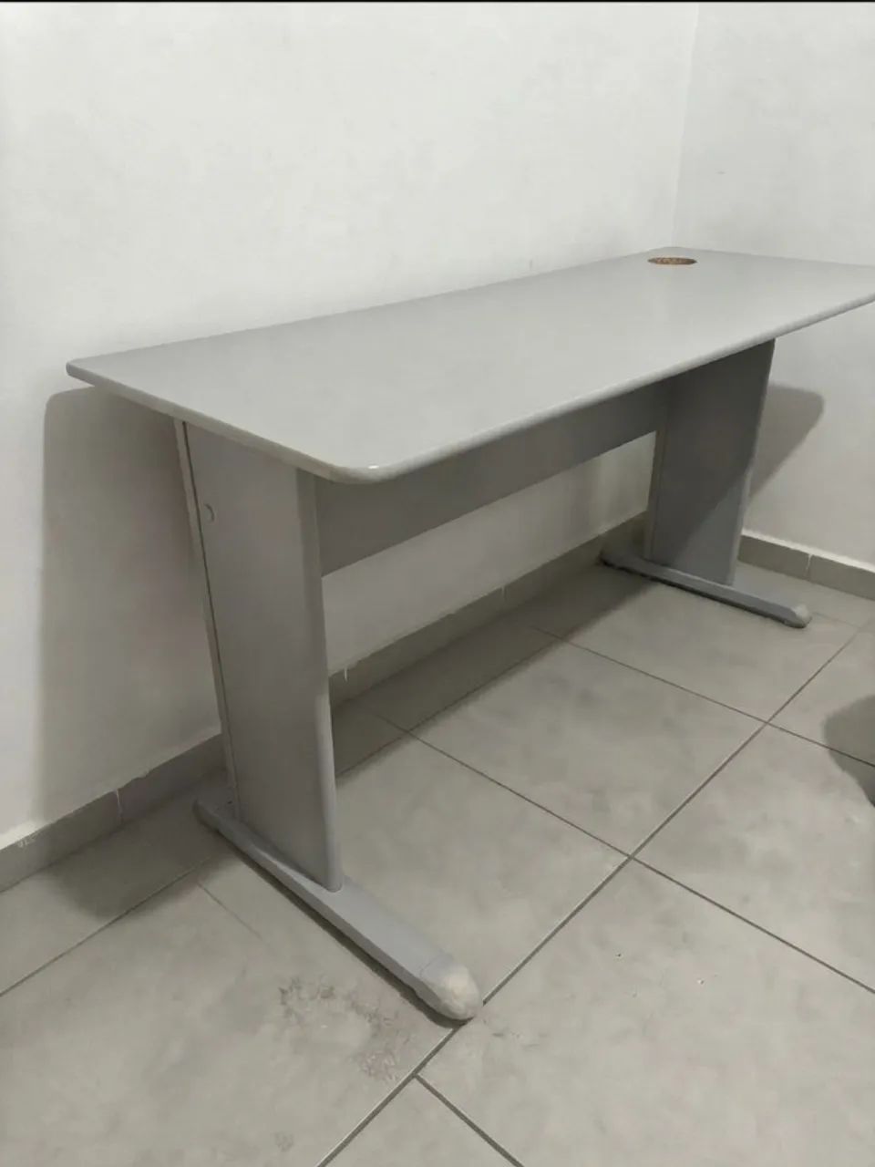 Mesa de Escritório Cinza MDF