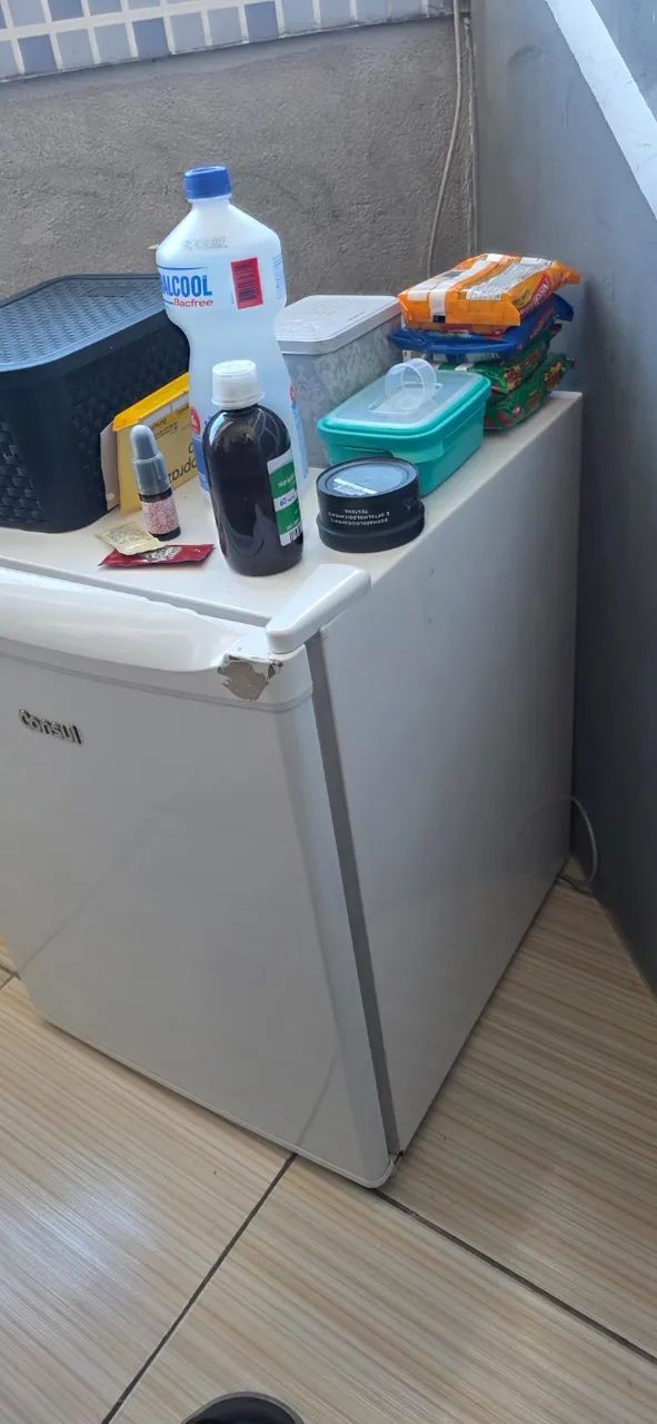 Frigobar Consul 76L Branco com Gaveta Multiuso