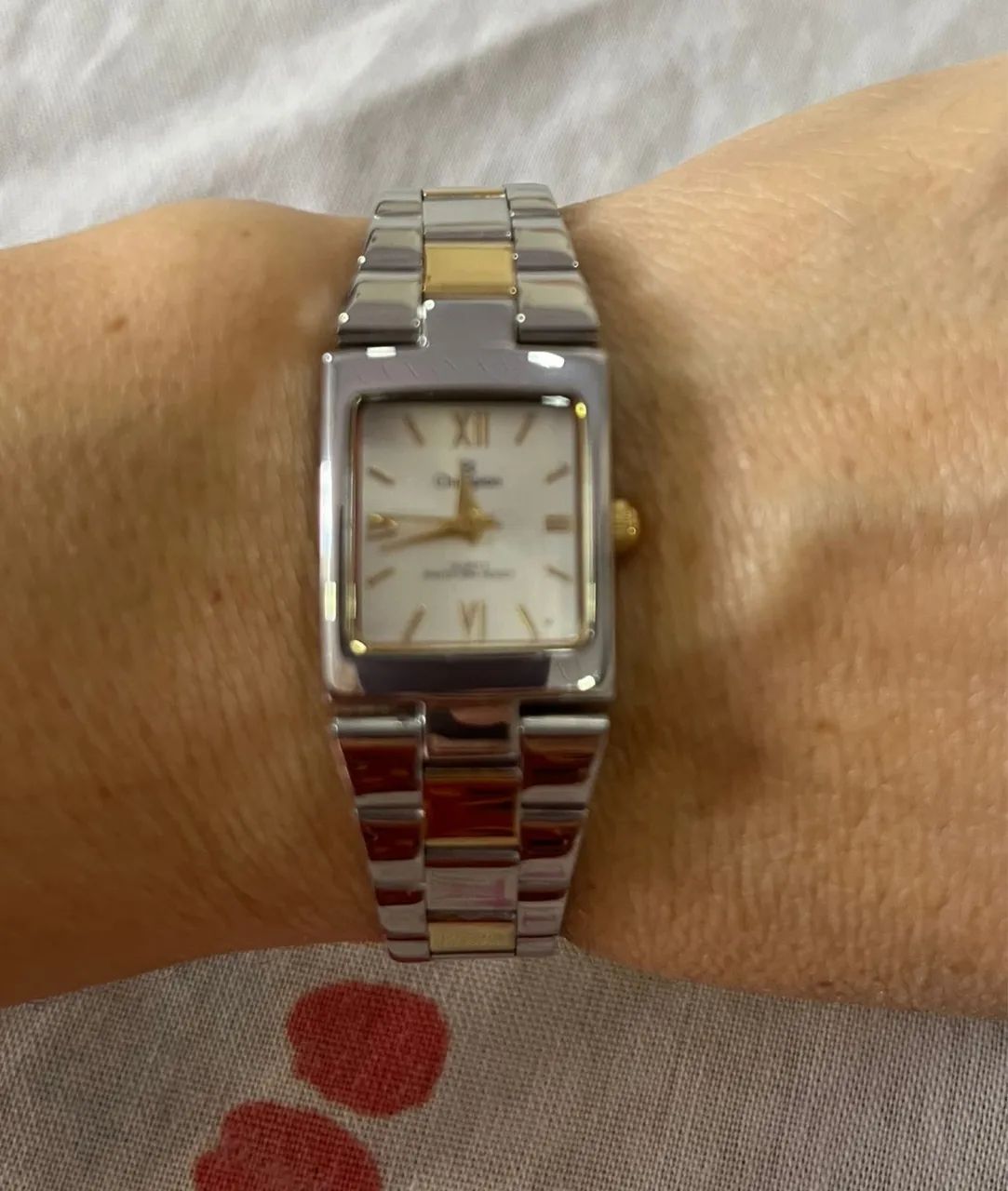 Vendo lindo relógio feminino, marca Champion