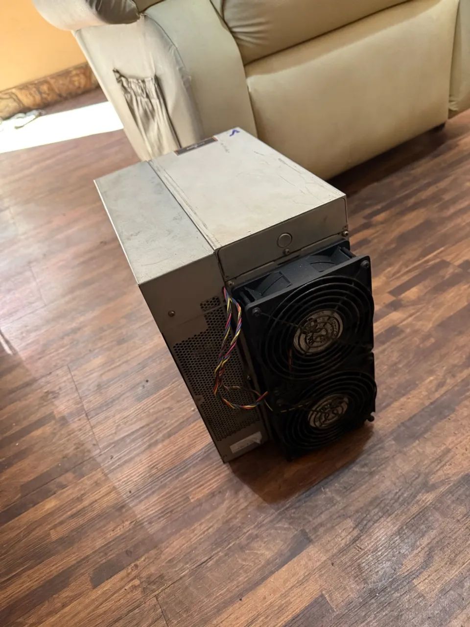 S19 90th ant miner  - Foto 5