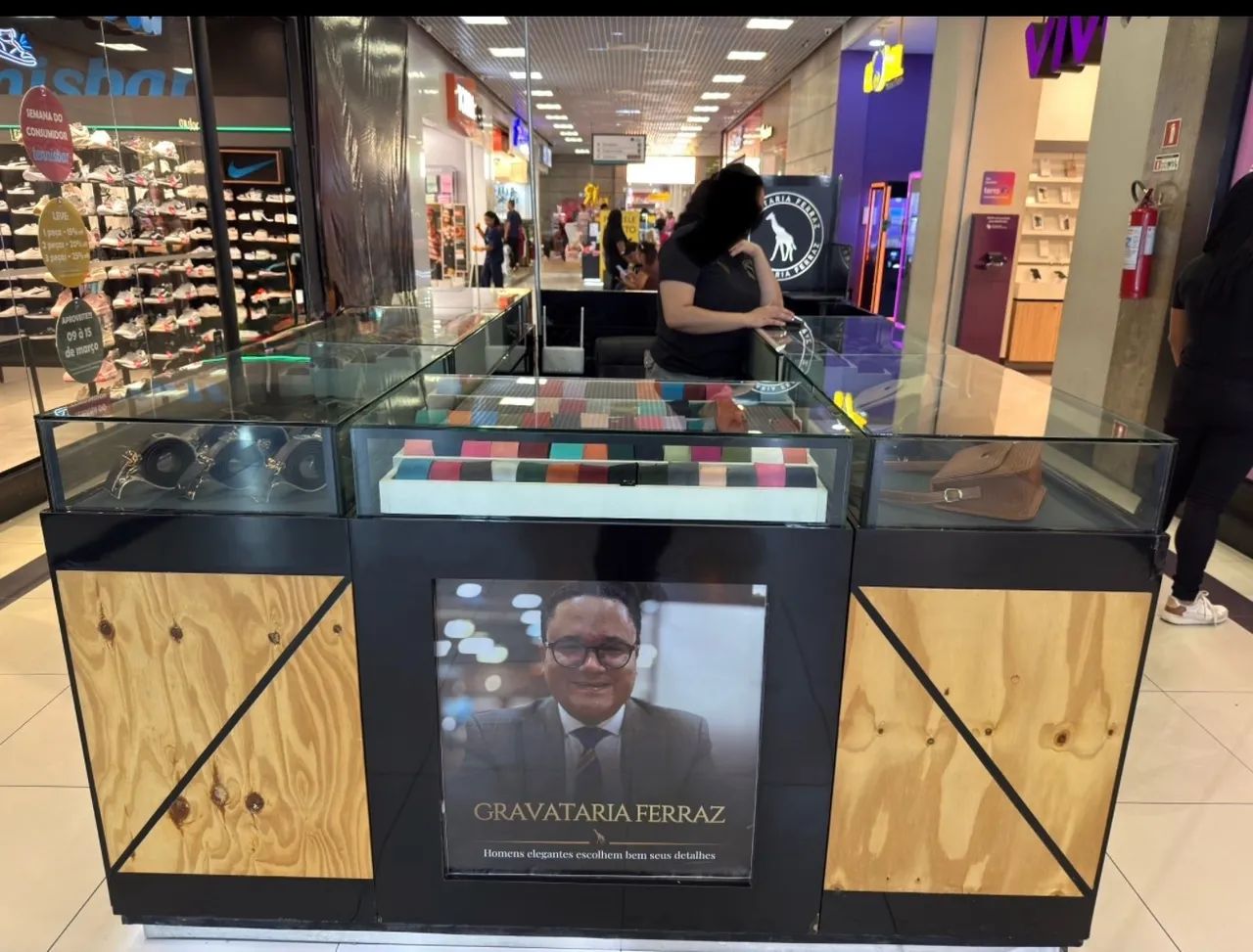 Quiosque Completo 3x2m para Shopping, Loja ou Stand - Foto 4
