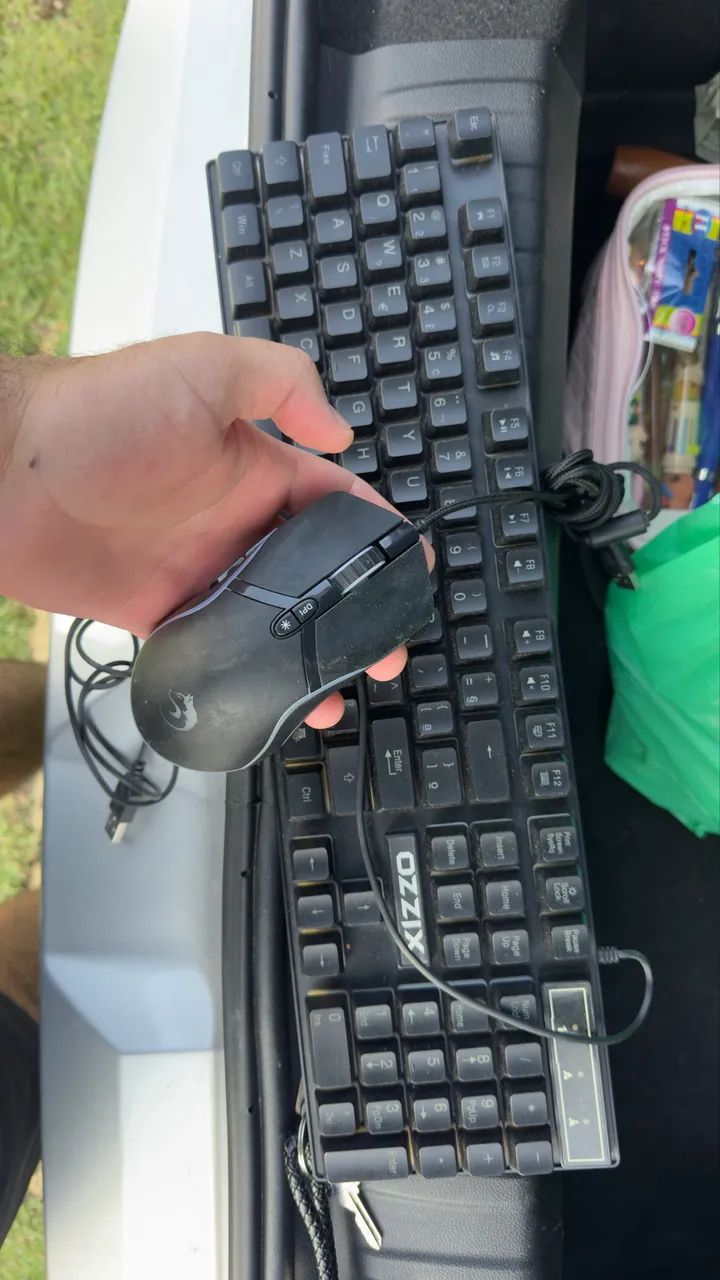 Vendo mouse e teclado gamer 