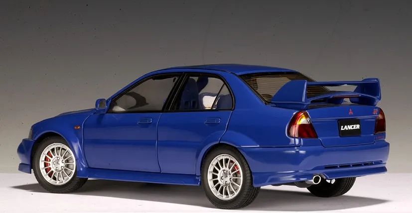 Mitsubishi Lancer Evolution VI 2000 - Autoart (Raro) - Foto 2
