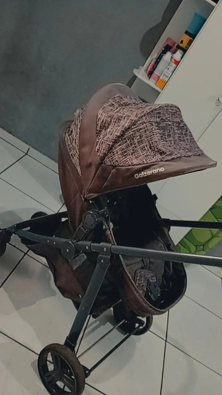 Carinho de bebe + bebe conforto 