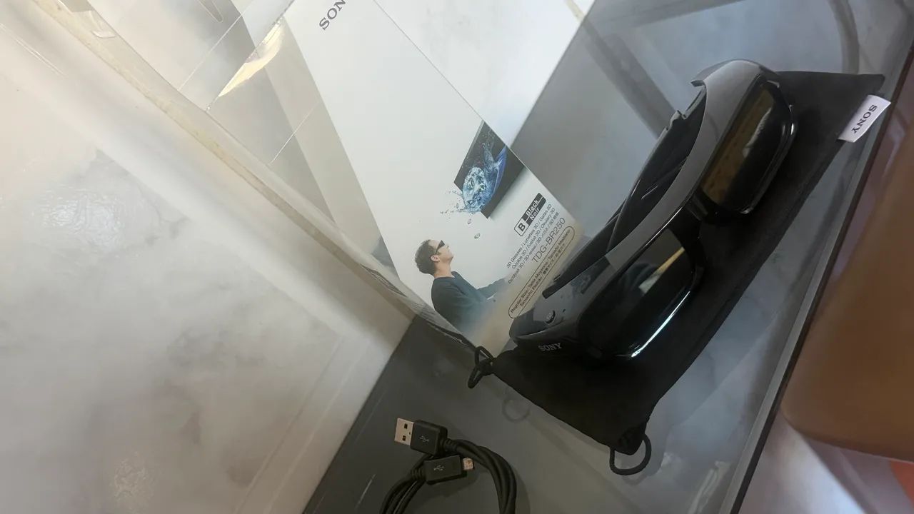 Óculos 3D marca SONY 