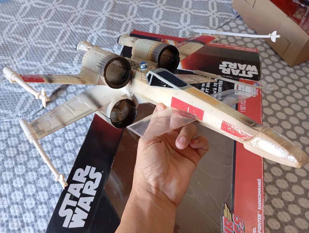 Avião de cont. remoto Star Wars  - Foto 5