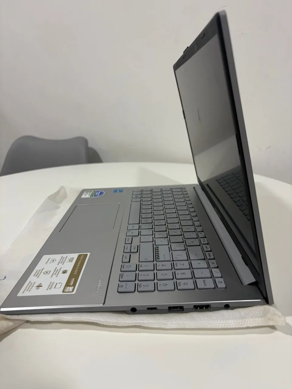 VENDO NOTEBOOK ASUS - Foto 2