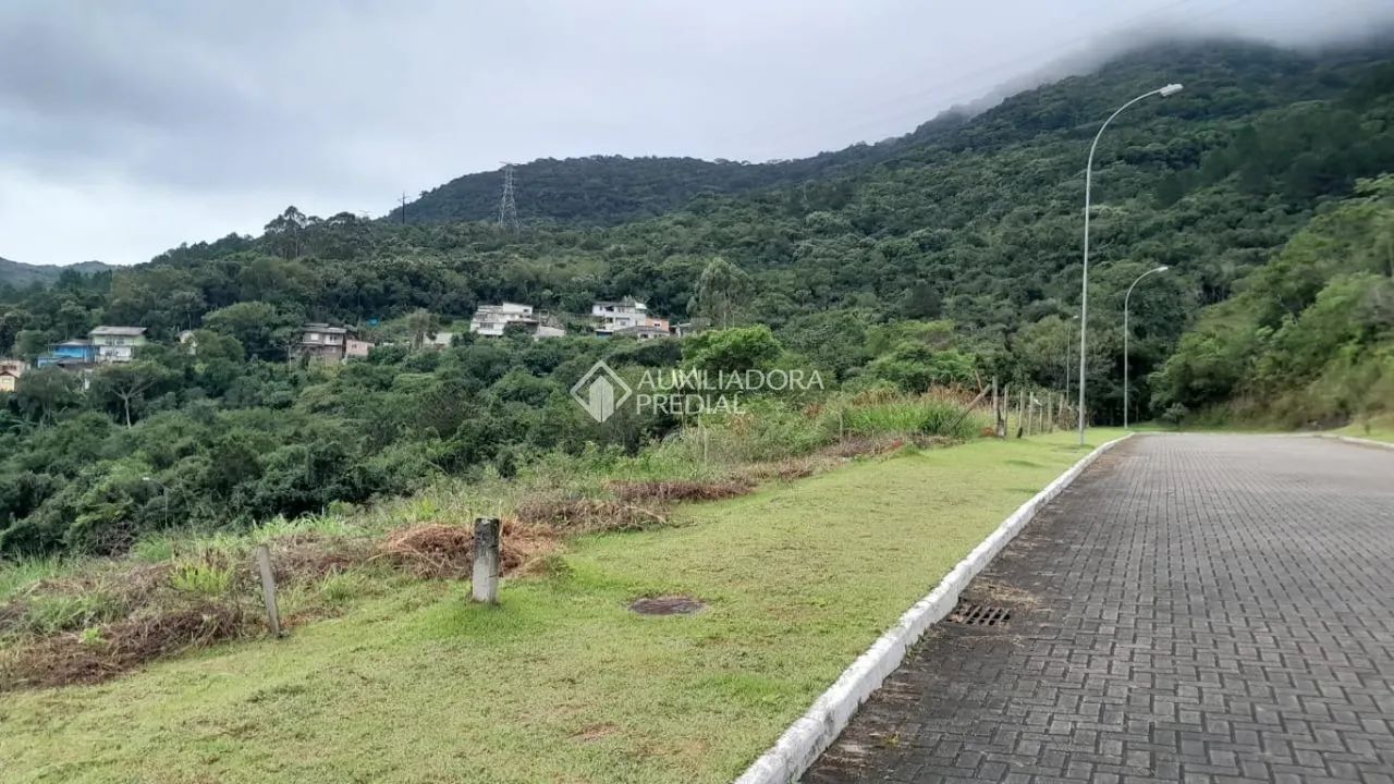 Terrenos em Condomínio Fechado no Bairro Itacurubi - Foto 5