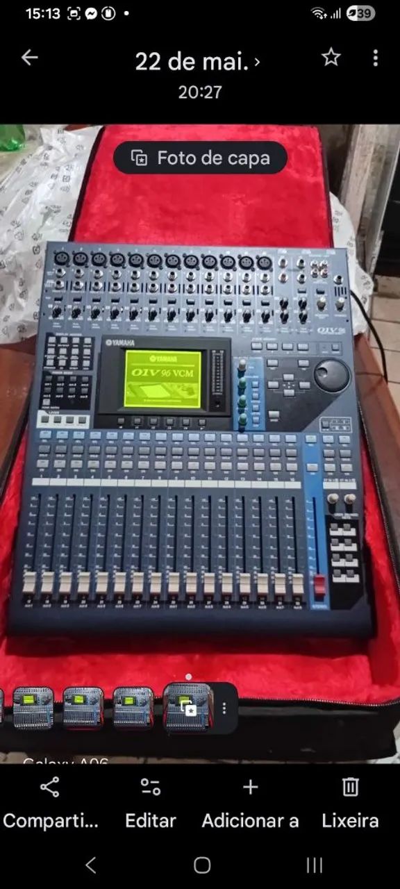 Mesa digital e dois ADDAs Behringerr 